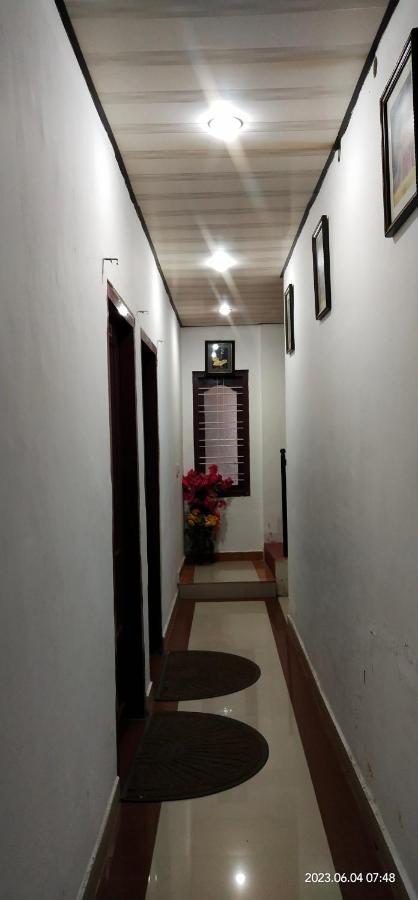 Floral Homestay Thekkady Kültér fotó
